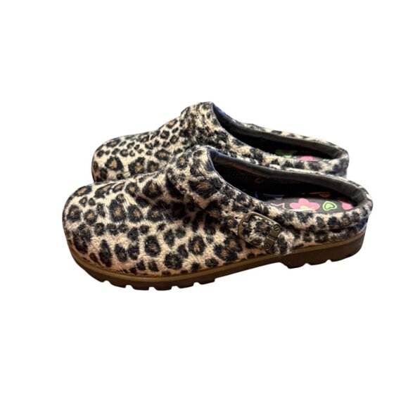 Leopard Print Clogs With Adjustable Strap By L'Amour Girls size 2 - Picture 4 of 8